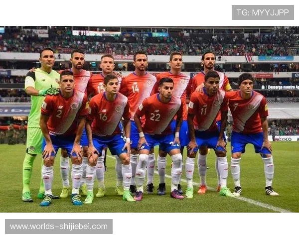 足球世界杯预选赛图片集锦展现各国球队激烈角逐的精彩画面